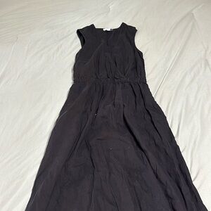XS Nordstrom’s dress. Black midi dress.